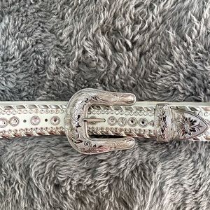 Kippy’s Swarovski belt